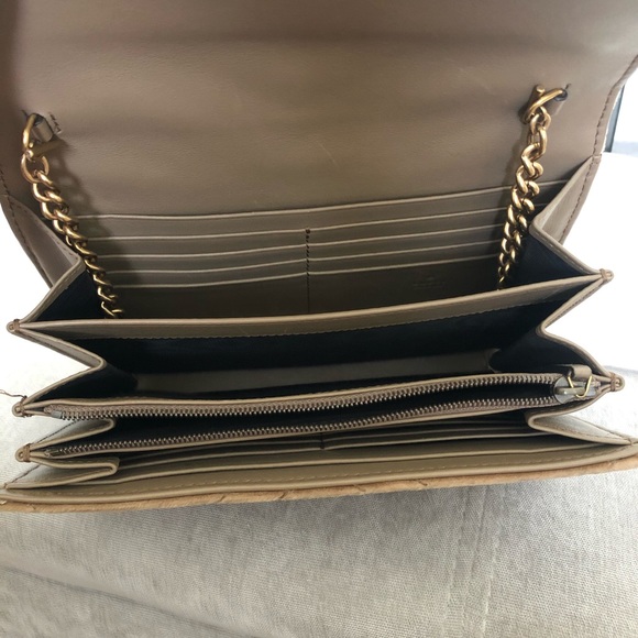 Gucci Marmount 2.0 Crossbody Bag - Picture 4 of 8